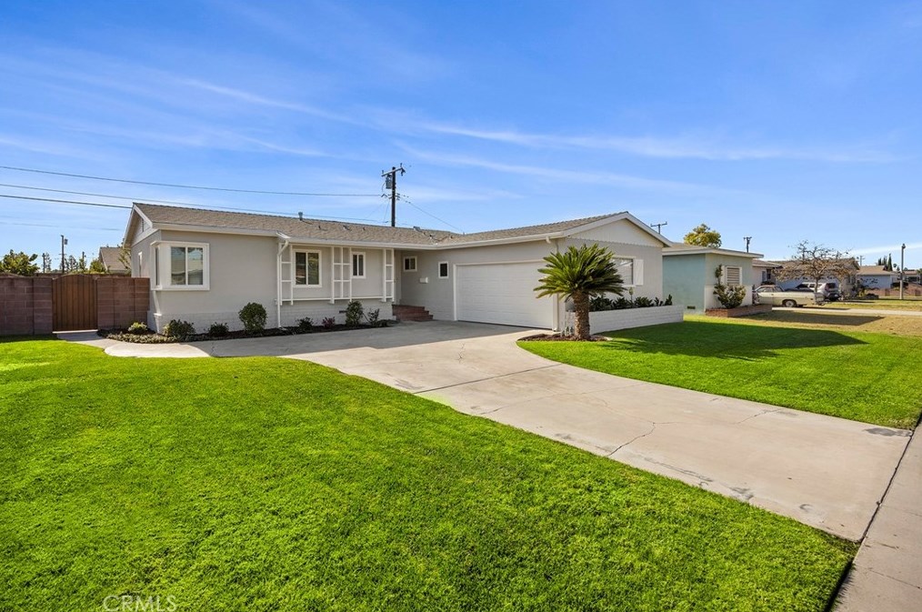 1472 W Roberta Ave, Fullerton, CA 92833