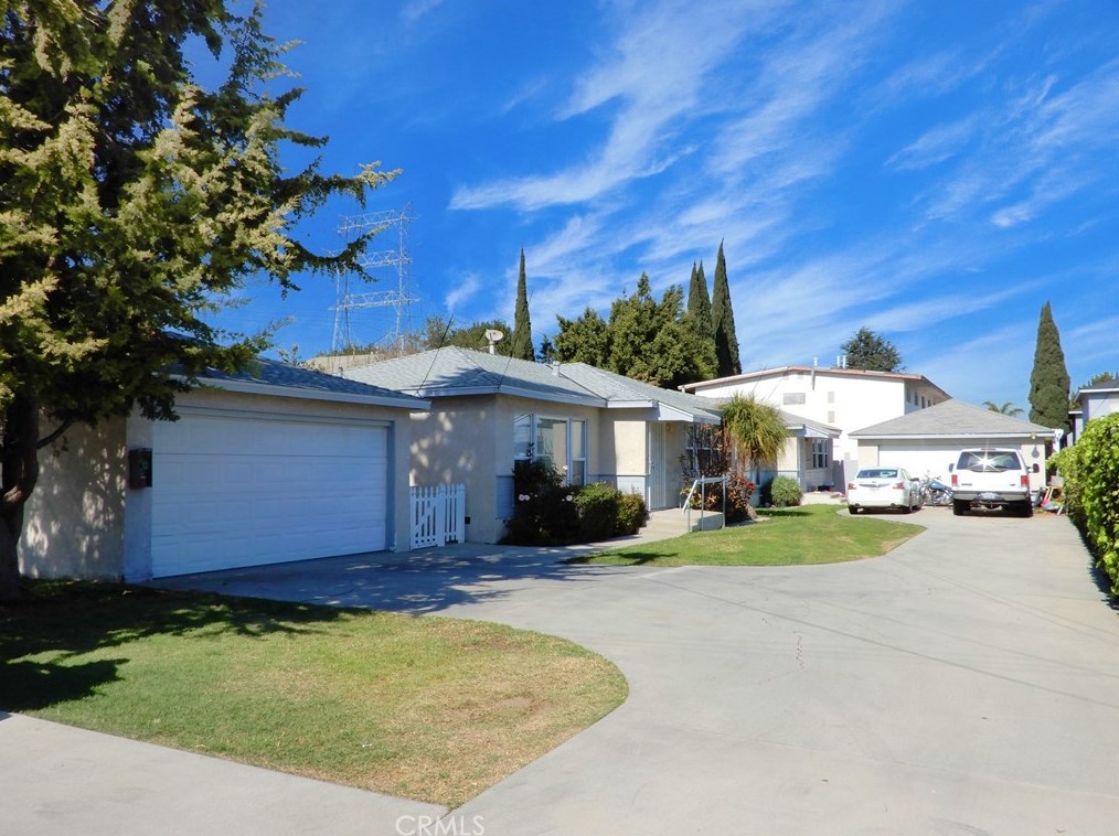 8717 Rose St, Bellflower, CA 90706