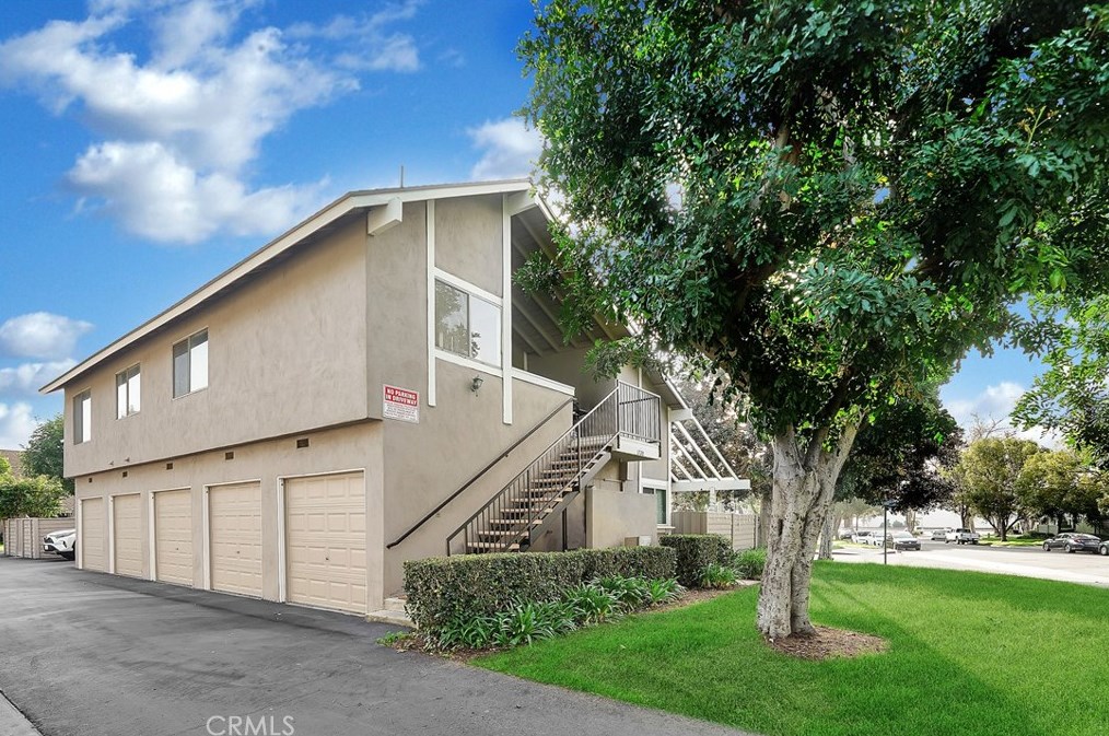 1720 N Willow Woods Dr #b, Anaheim, CA 92807