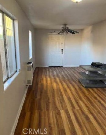 315 Hullett St, Long Beach, CA 90805-3423