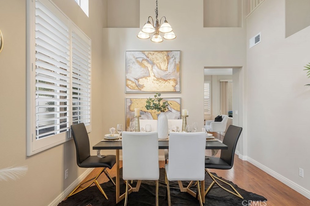 1 Del Sonterra, Irvine CA  92606-8861 exterior