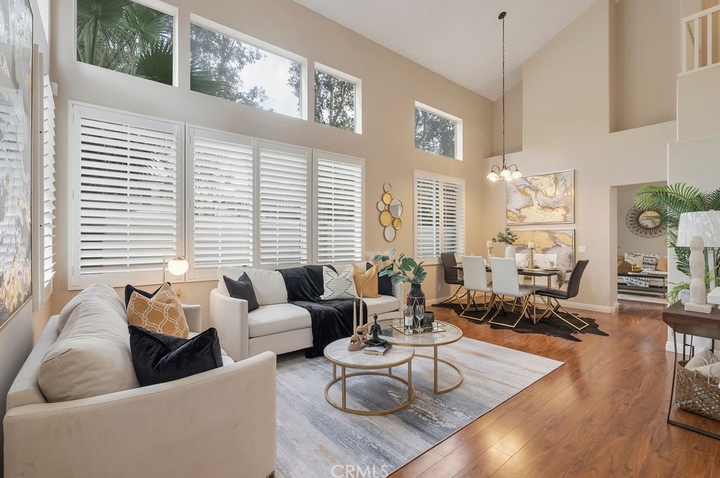 1 Del Sonterra, Irvine CA  92606-8861 exterior