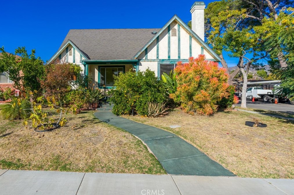 2101 Monterey Ave, Burbank, CA 91506-1035