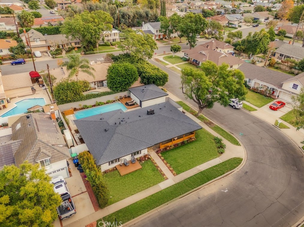 13692 Rosalind Dr, Tustin CA  92780-1925 exterior