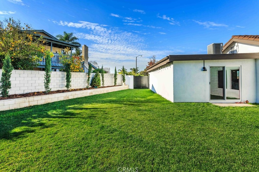 4446 Addington Dr, Anaheim CA  92807-2904 exterior