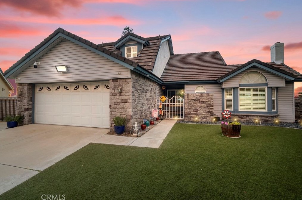 22950 Jensen Ct, Colton, CA 92313