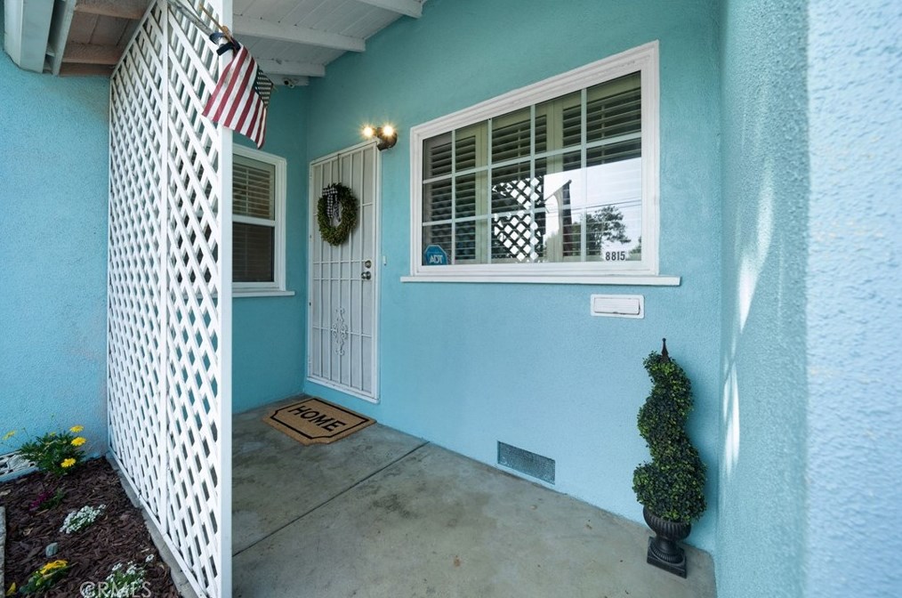 8815 Laurel Ave, Whittier, CA 90605