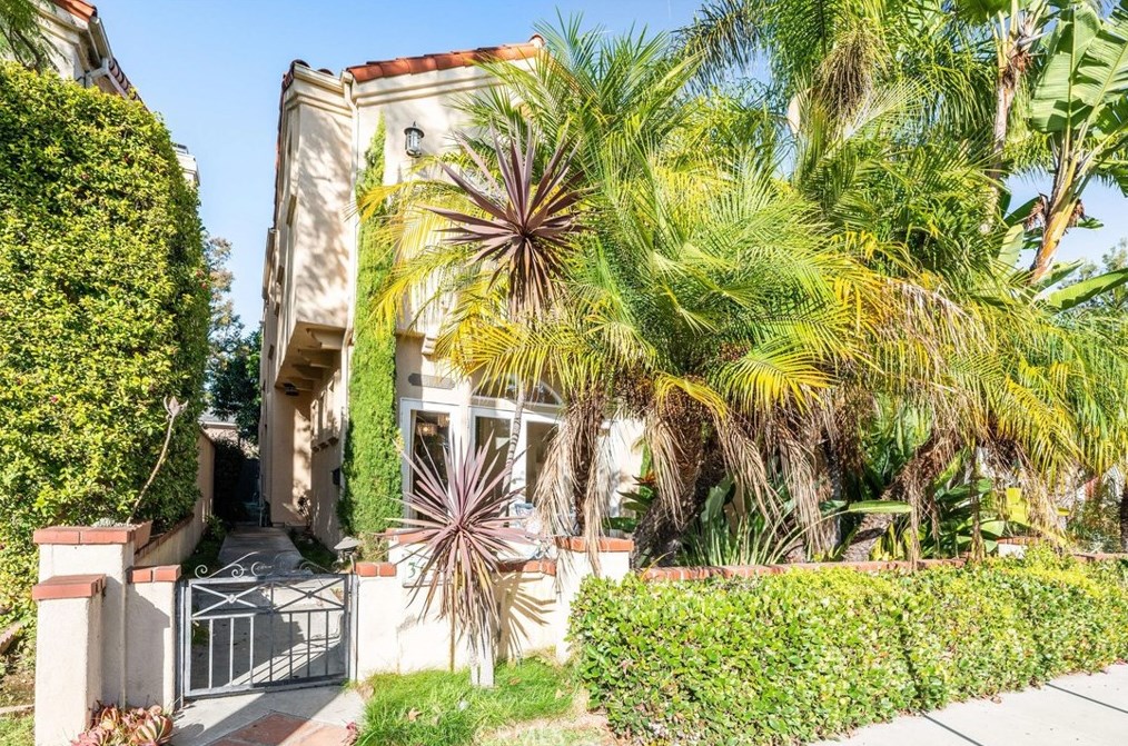 3621 Vista St, Long Beach, CA 90803-6013