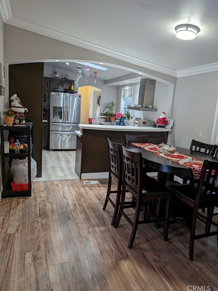 226 Green Dr, Santa Ana CA  92703-1720 exterior