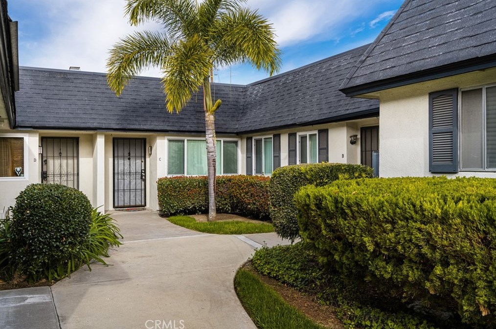 1345 Victoria Dr #35, Fullerton, CA 92831