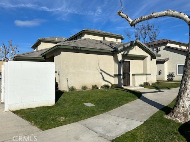 12912 Merlot Dr, Bakersfield, CA 93314