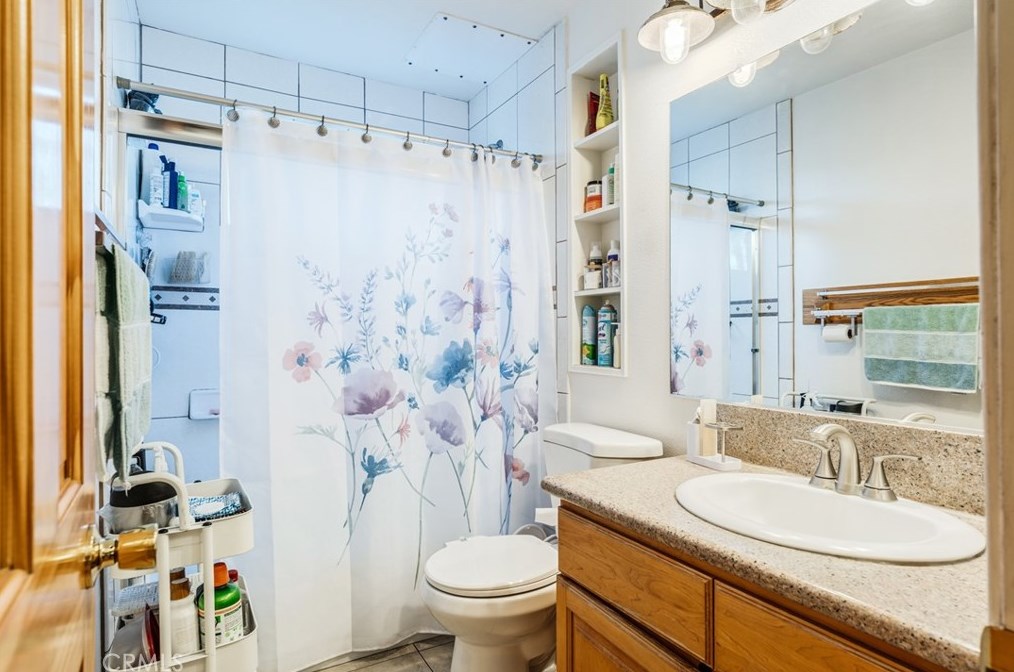 2306 Roberta Ave, Fullerton, CA 92833-4360
