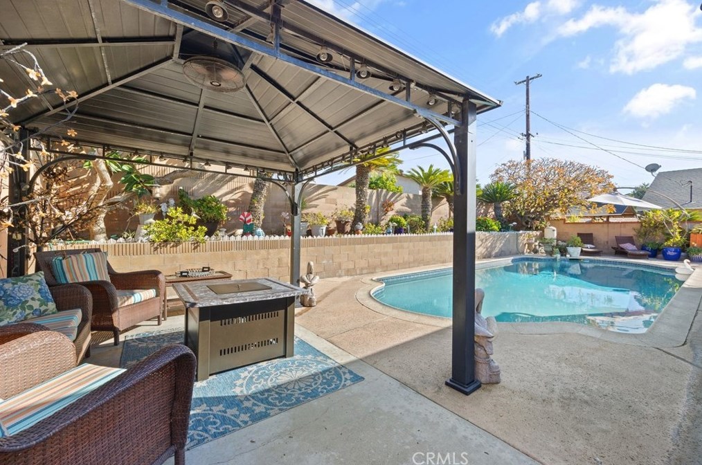 14455 Gagely Dr, La Mirada, CA 90638-2017