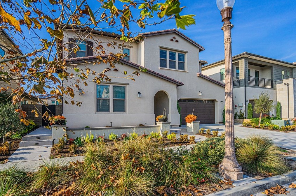 119 Drama, Irvine, CA 92618