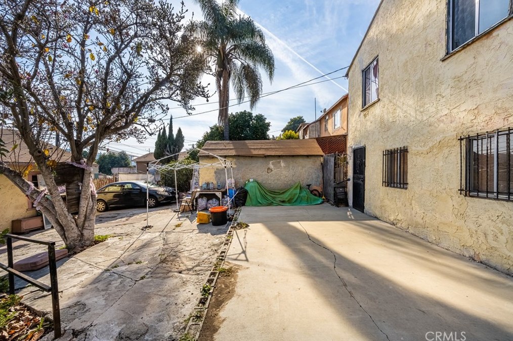 5102 Ithaca Ave, Los Angeles CA  90032-3353 exterior