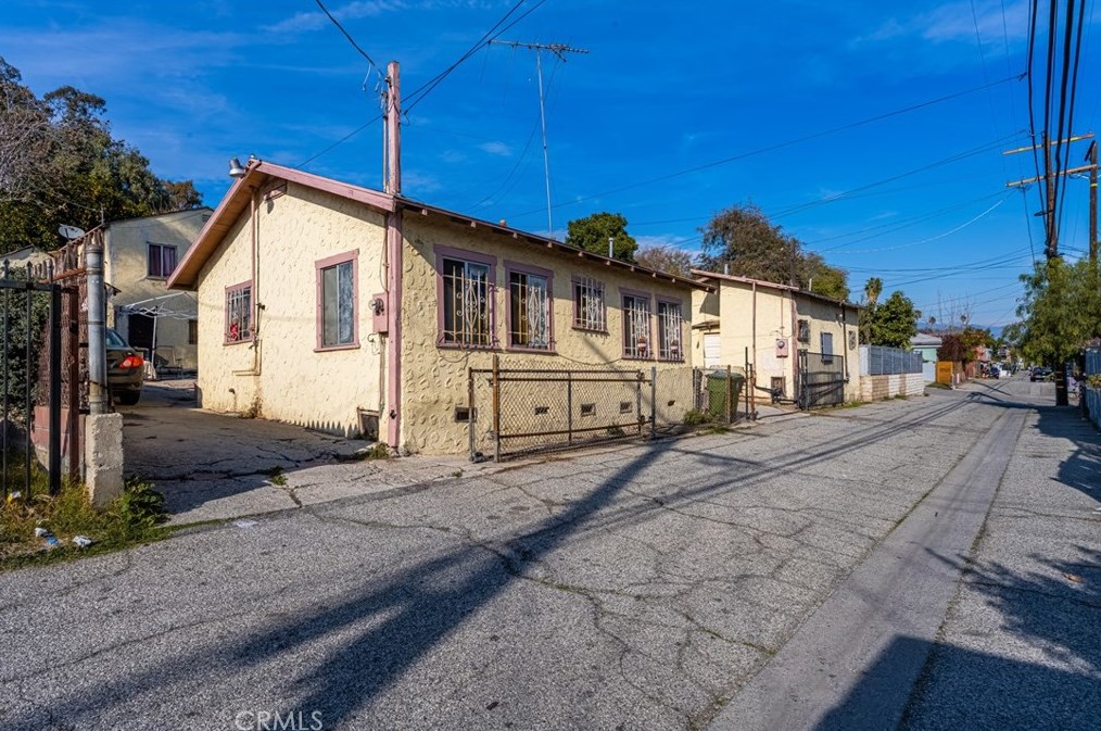 5102 Ithaca Ave, Los Angeles CA  90032-3353 exterior