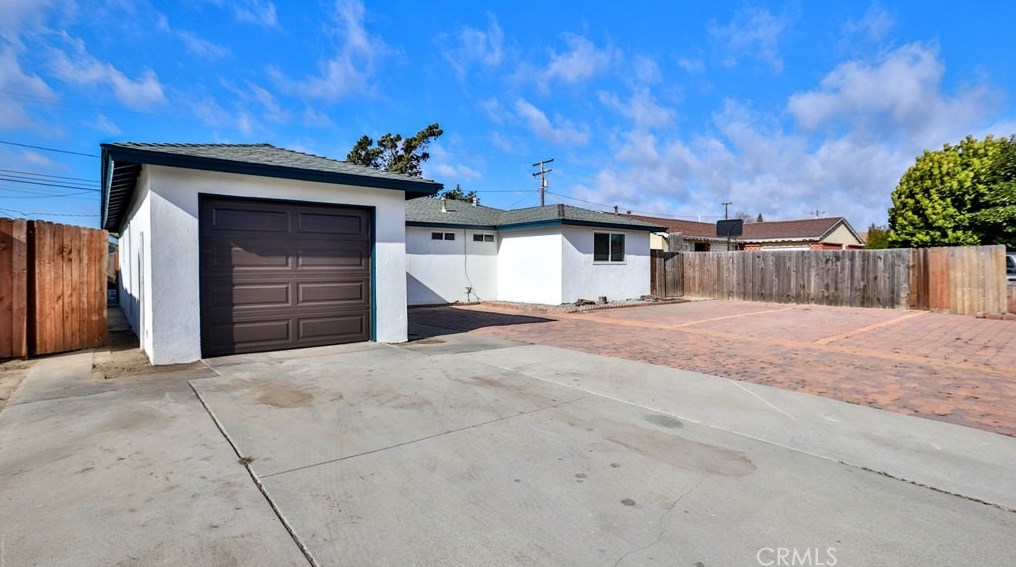 11601 Moen St, Anaheim, CA 92804