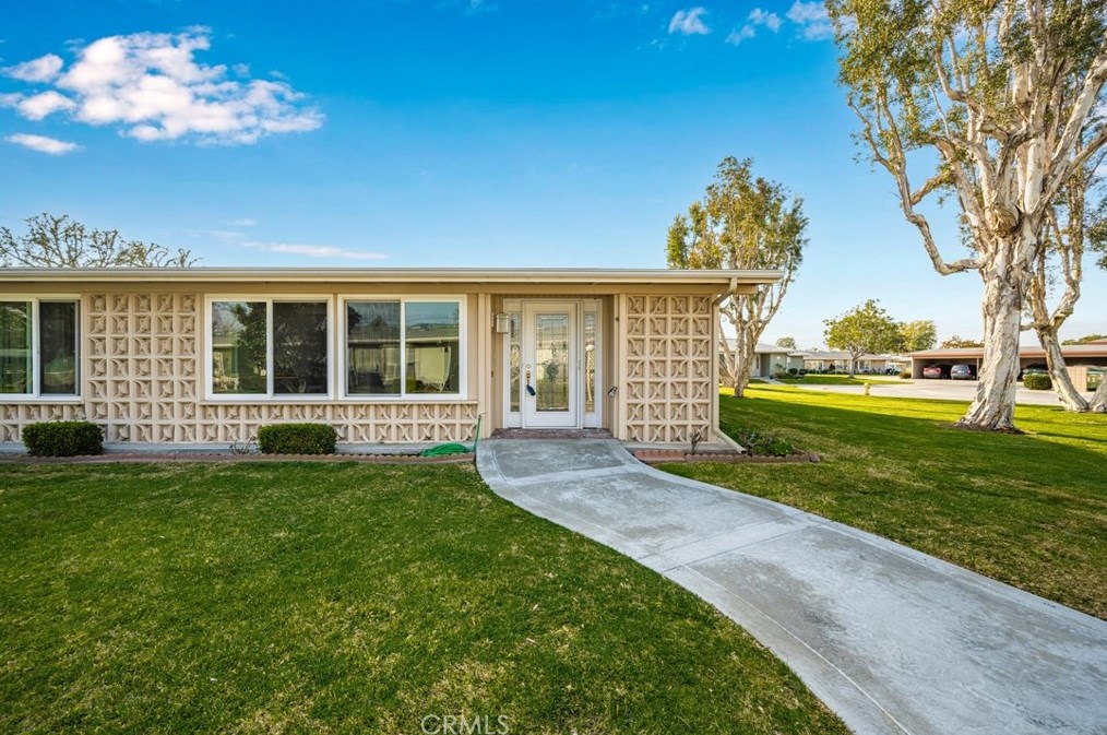 13261 Del Monte #36a, Seal Beach, CA 90740