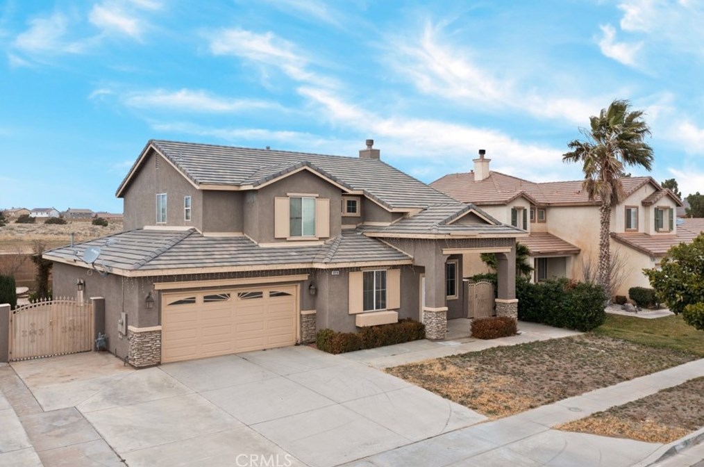 8934 Gentian Ave, Hesperia, CA 92344-0025