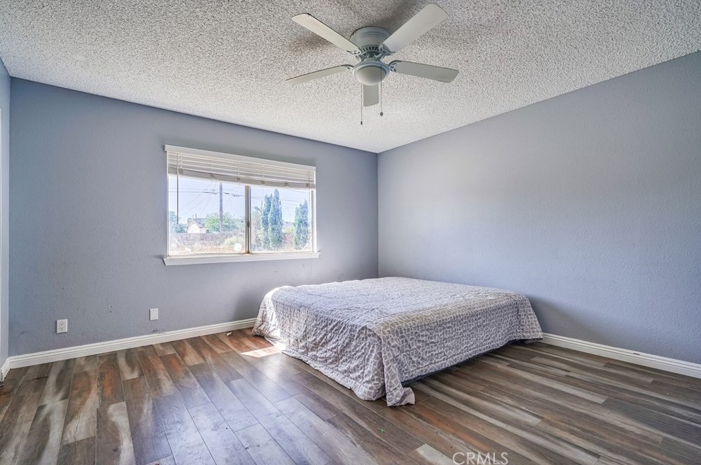 14561 Coalinga Rd, Victorville CA  92392-9617 exterior