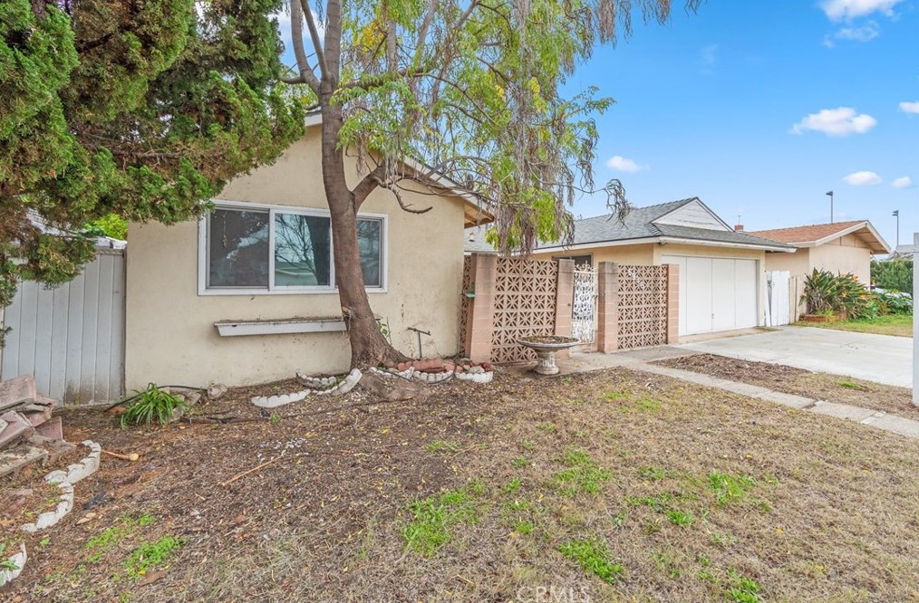 6936 San Bernardo Cir, Buena Park, CA 90620
