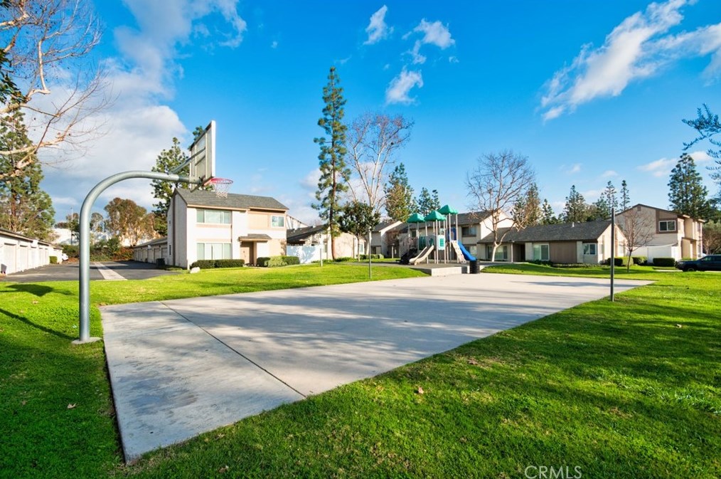 1406 Devonshire Ln, La Habra CA  90631-7468 exterior