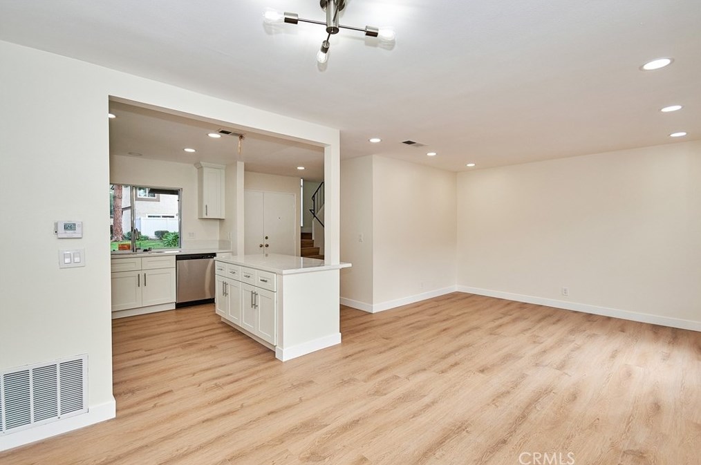 1406 Devonshire Ln, La Habra CA  90631-7468 exterior