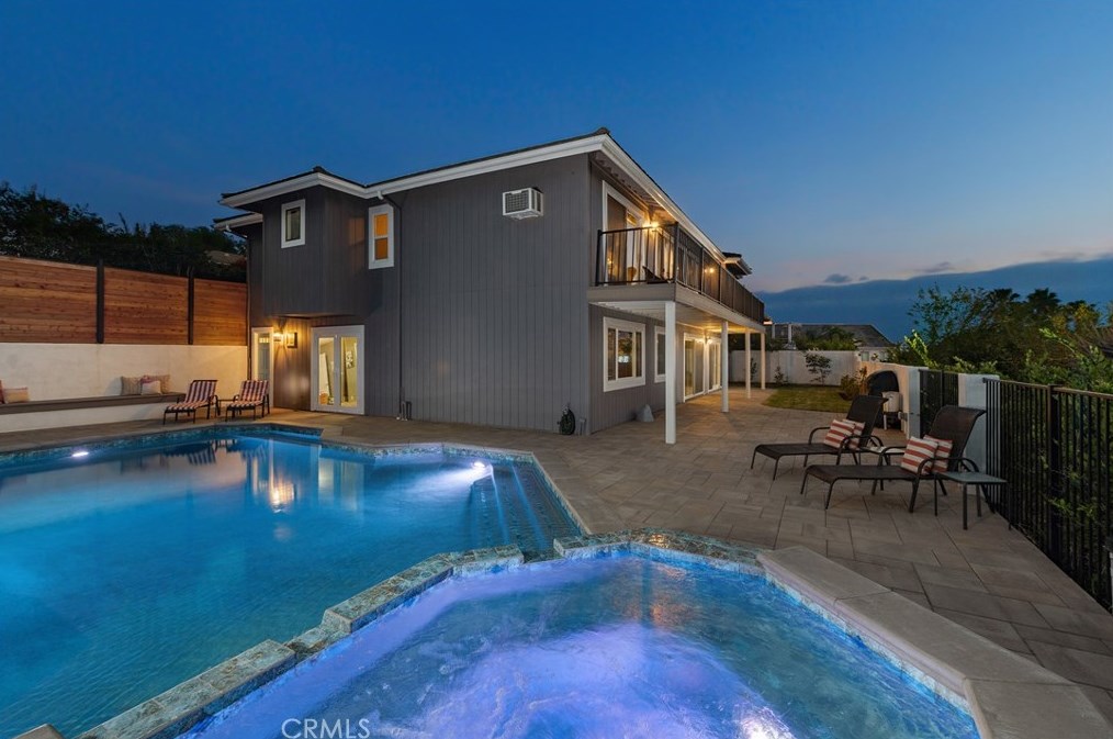 18825 Winnwood Ln, Santa Ana, CA 92705