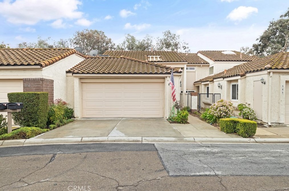 548 Riviera Ct, Fullerton, CA 92835