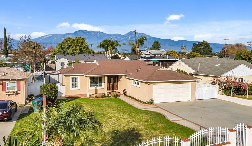 722 W F St, Ontario, CA 91762