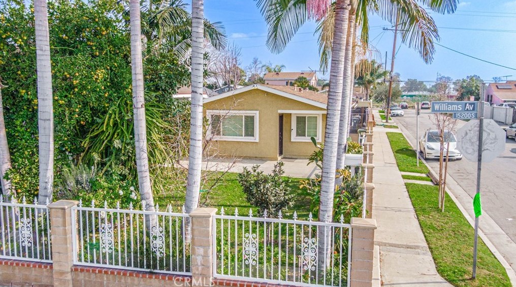 15228 S Williams Ave, Compton, CA 90221