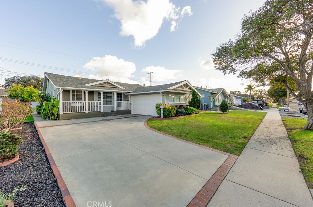 3560 Ely Ave, Long Beach, CA 90808-3308