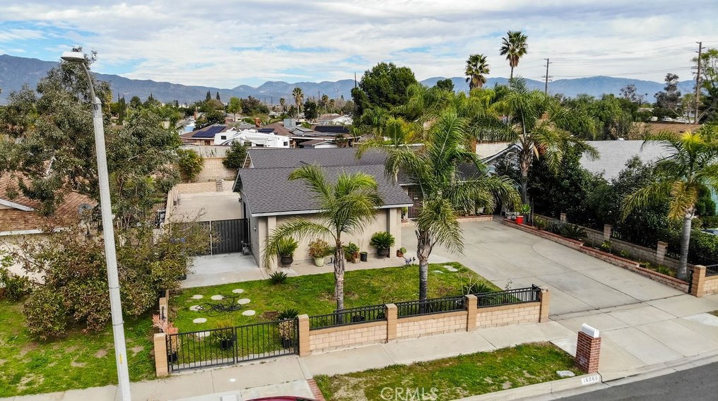 16060 Miller Ave, Fontana CA  92336-1848 exterior