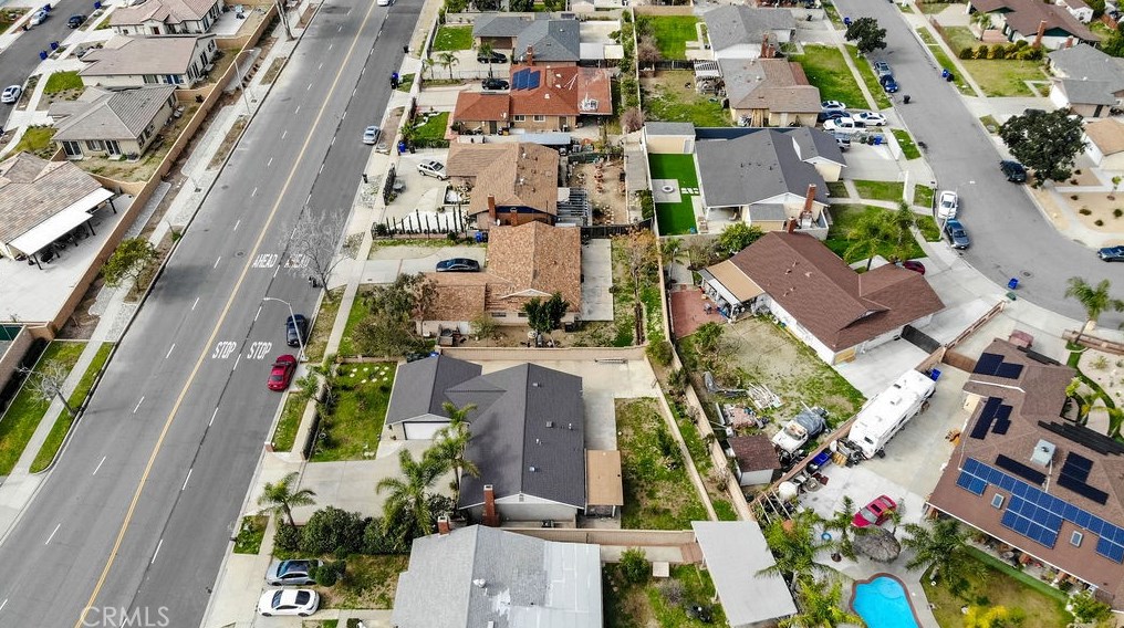 16060 Miller Ave, Fontana CA  92336-1848 exterior