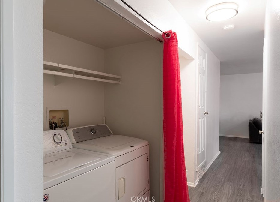 16060 Miller Ave, Fontana CA  92336-1848 exterior