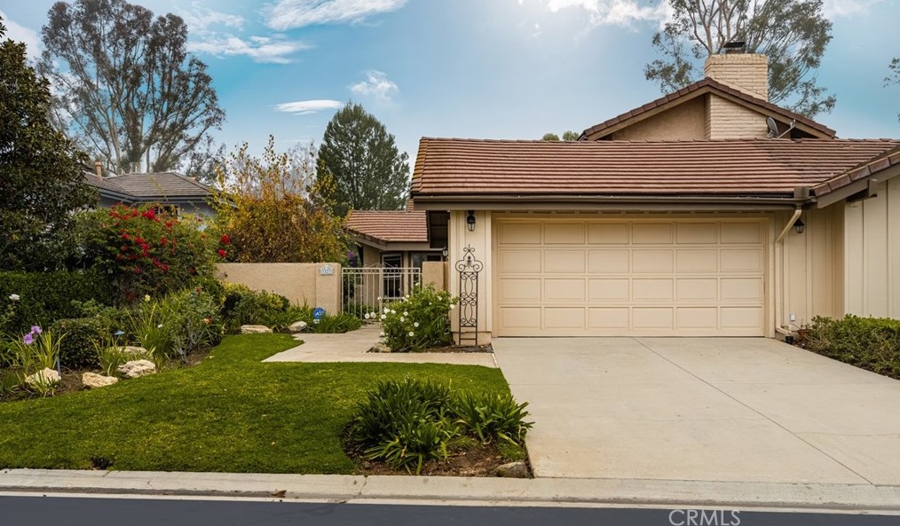7523 E Twinleaf Trail, Orange, CA 92869