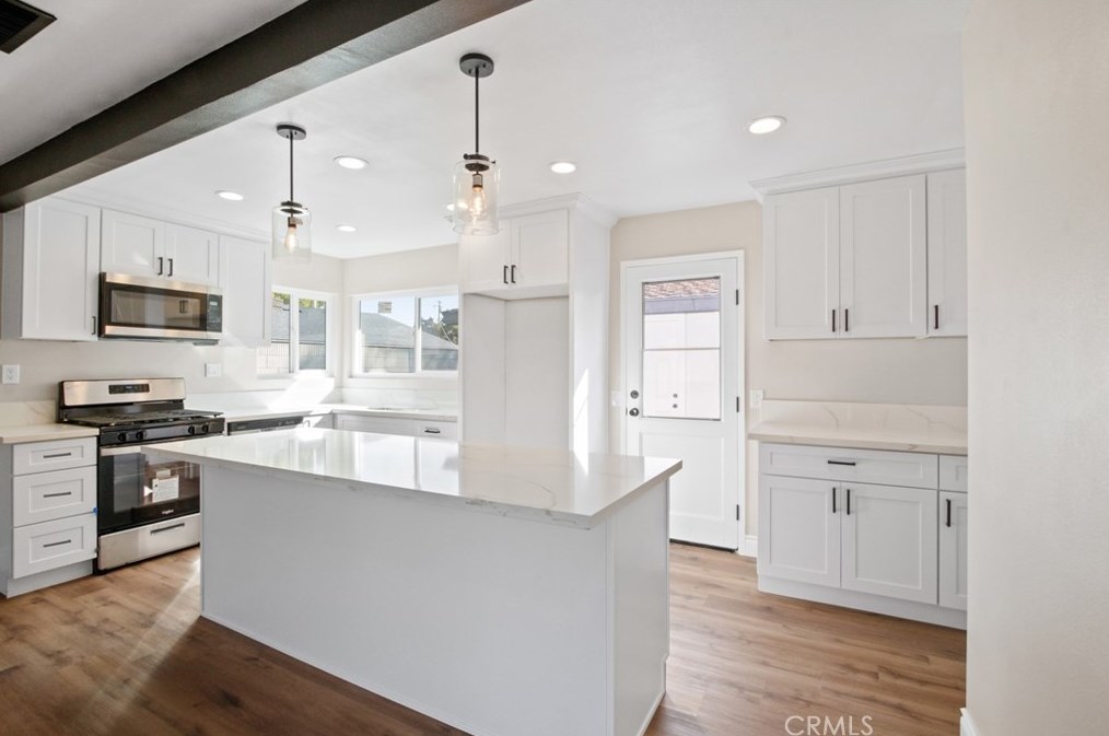 1113 S Broadmoor Ave, West Covina, CA 91790