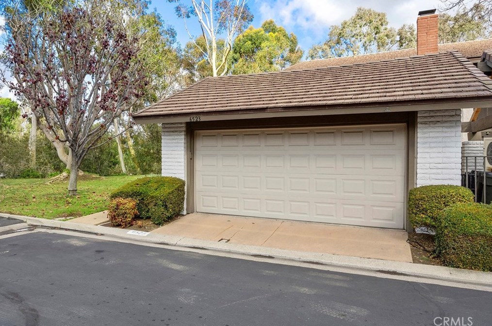 6523 E Circulo Dali, Anaheim, CA 92807