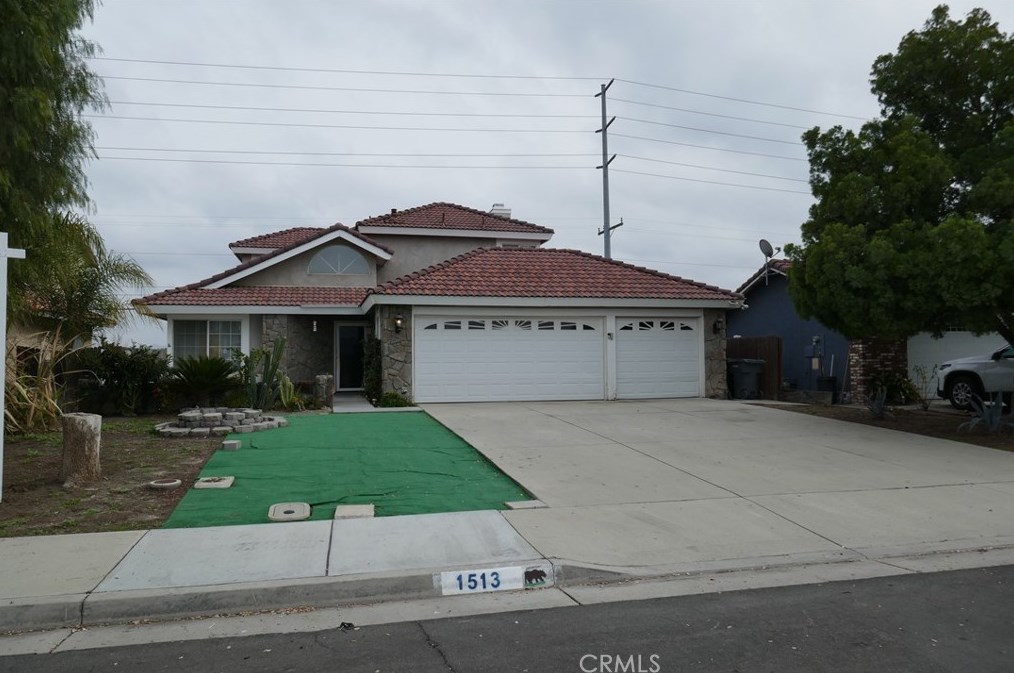 1513 Caron Ct, Perris, CA 92571-4107