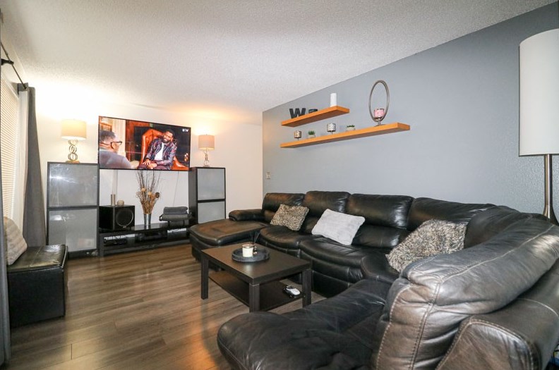 2056 Lewis Ave, Long Beach, CA 90806-5013