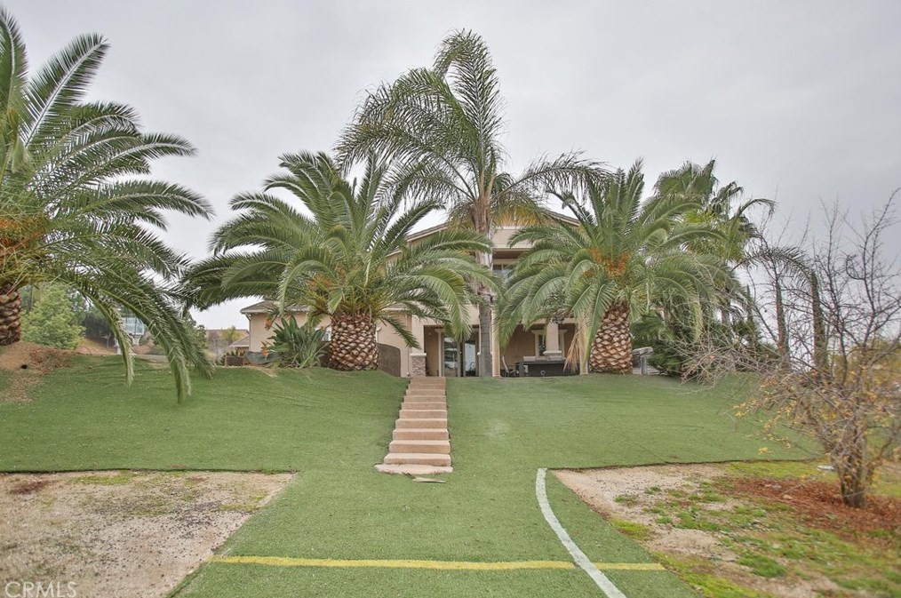 16622 Catalonia Dr, Riverside CA  92504-8701 exterior