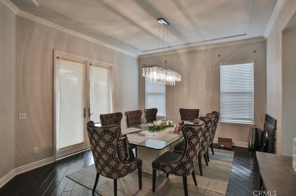 16622 Catalonia Dr, Riverside CA  92504-8701 exterior
