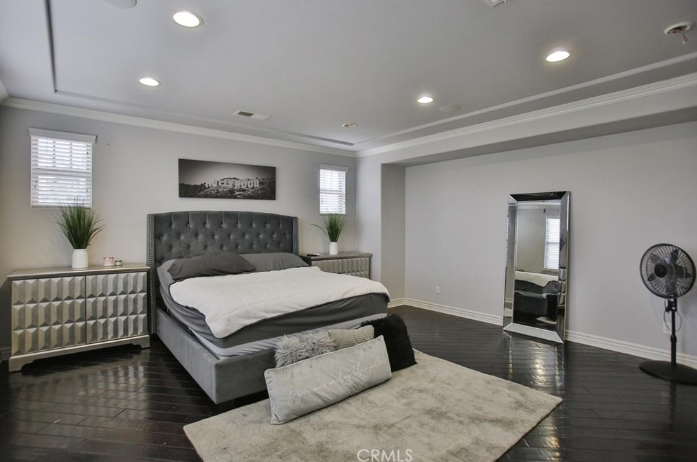 16622 Catalonia Dr, Riverside CA  92504-8701 exterior