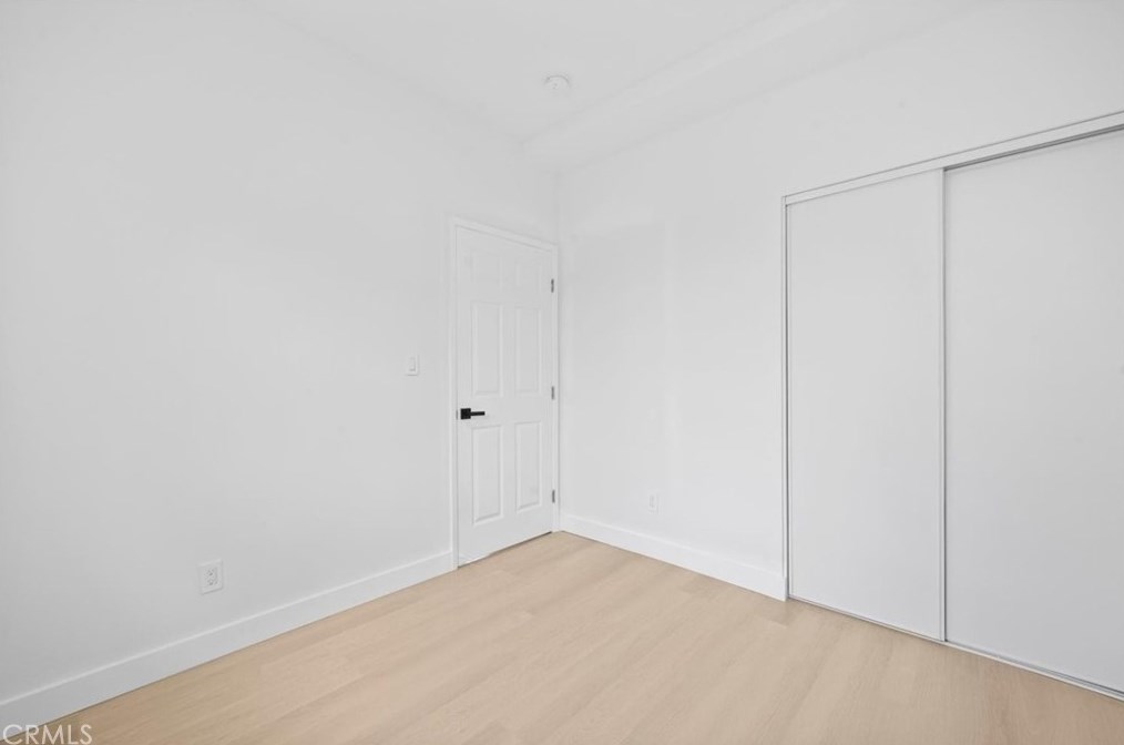 7411 Stanford Ave, Los Angeles CA  90001-2337 exterior
