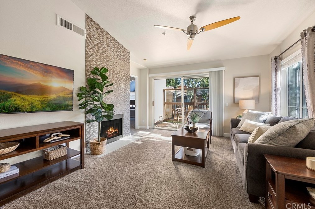 2960 Champion Way #1109, Tustin, CA 92782