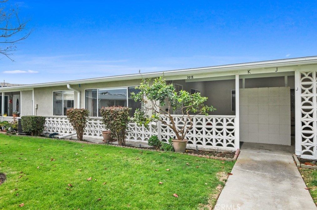 1462 Merion Way #30k, Seal Beach, CA 90740