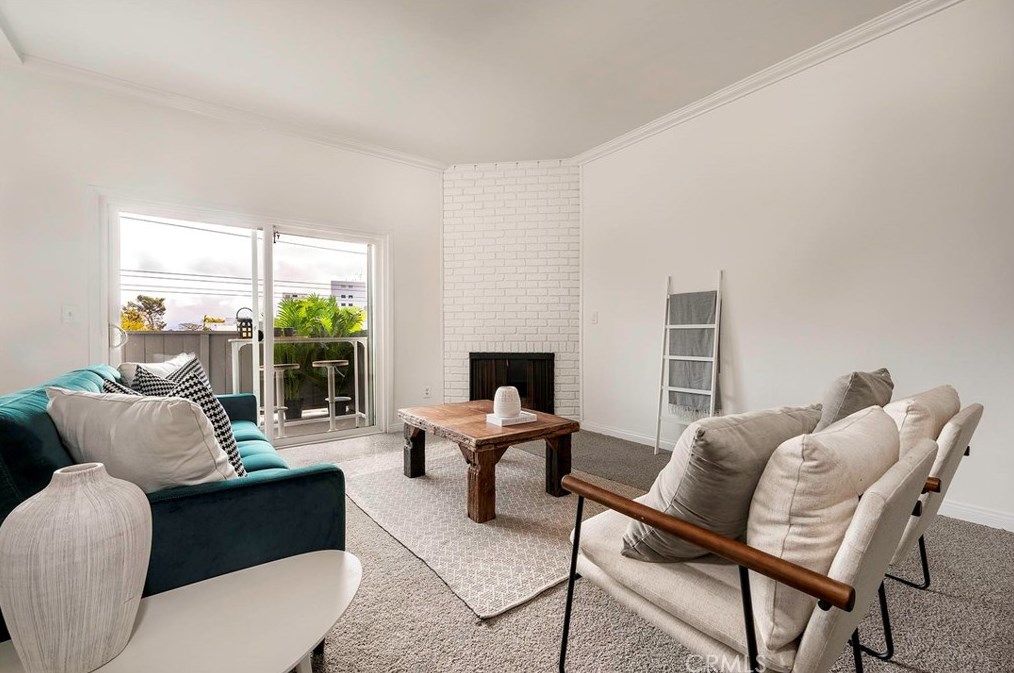 1321 Beryl St #303, Redondo Beach, CA 90277