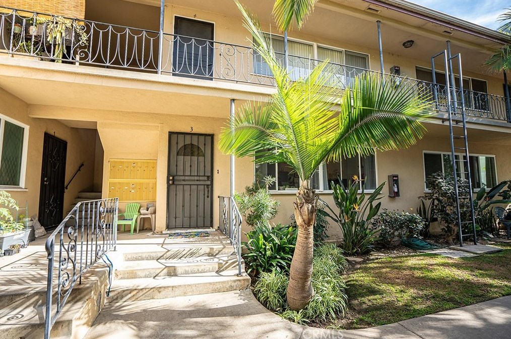 1044 E 2nd Street #3, Long Beach, CA 90802