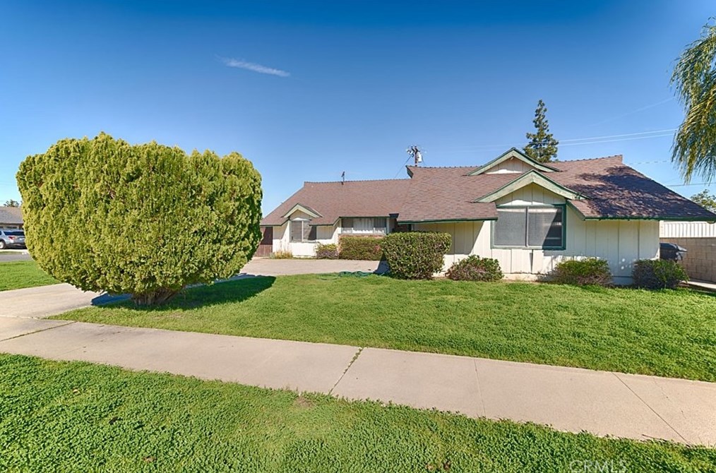18471 Minuet Ln, Anaheim, CA 92807