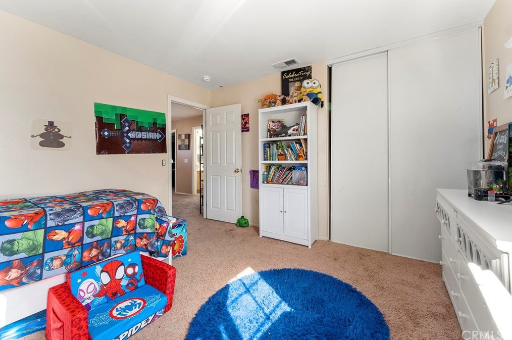 10200 Via Pescadero, Moreno Valley CA  92557-2743 exterior